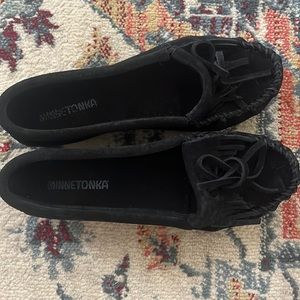 Black Minnetonka moccasins